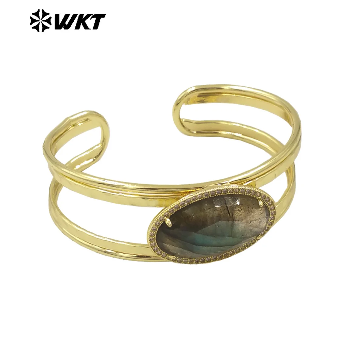 WT-B661 Wholesale Fashion Gold Plated Oval Shape Stone With Claw Prong Setting Moon Stone Elegant Women Bangle In Adjustable