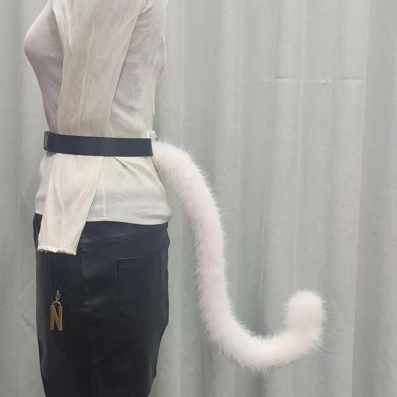 Handmade 70CM Furry Fox Tail Girl Plush Cosplay Prop Faux Fur Cat Tail Lolita Cosplay Animal Tails Halloween Party Kids Gift