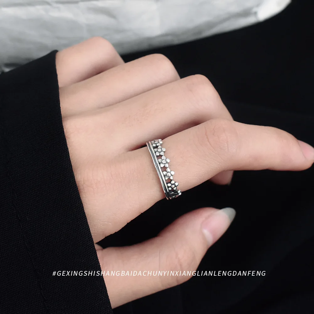 Charming and Unique 925 Silver Vintage Flower Open Ring with High-end Sense for Women