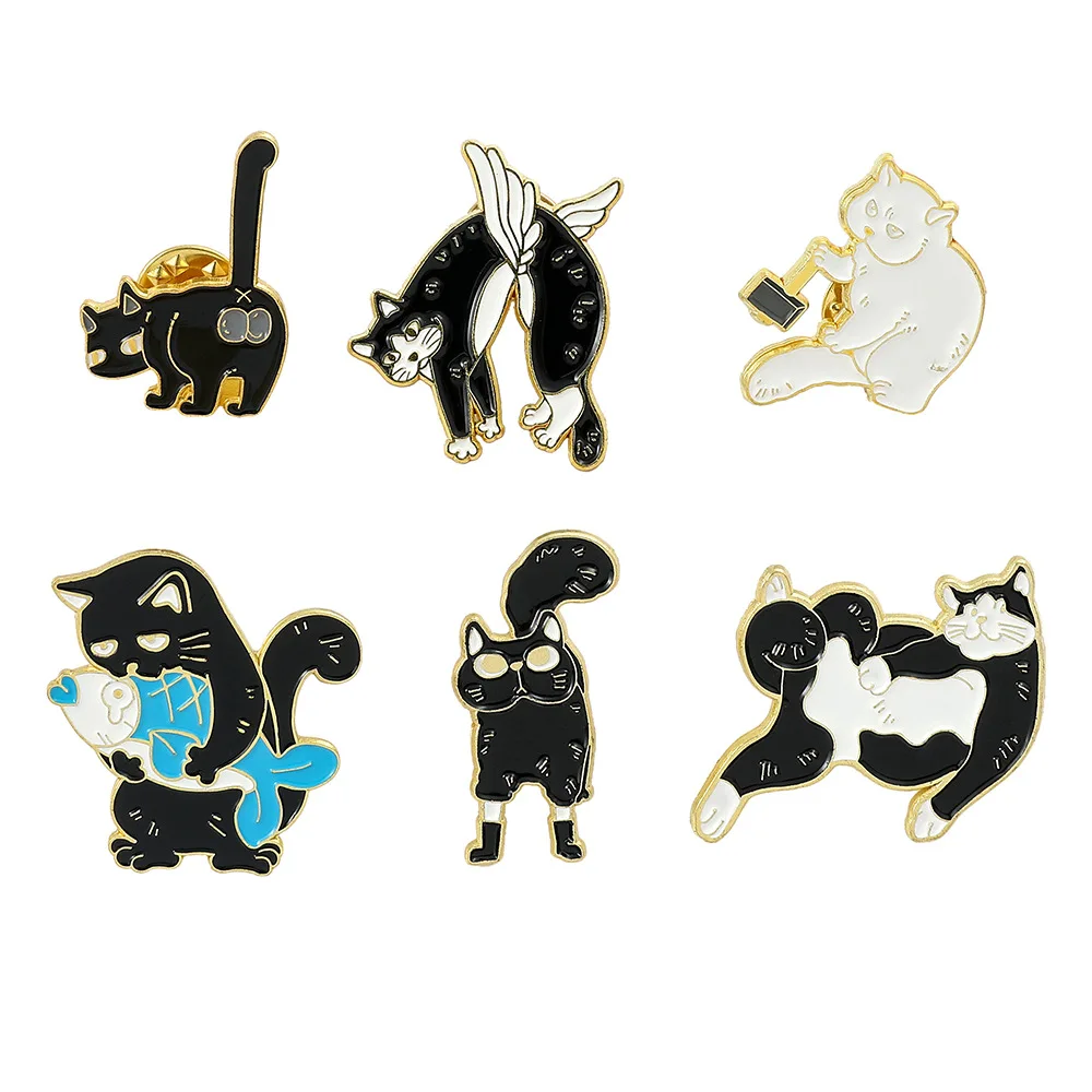 

1 Set Cute Creative Personalized Cartoon Cat Brooch Cat Holding Fish Cat Metal Badge Alloy Drip Oil Accessory Pin Toys Anime