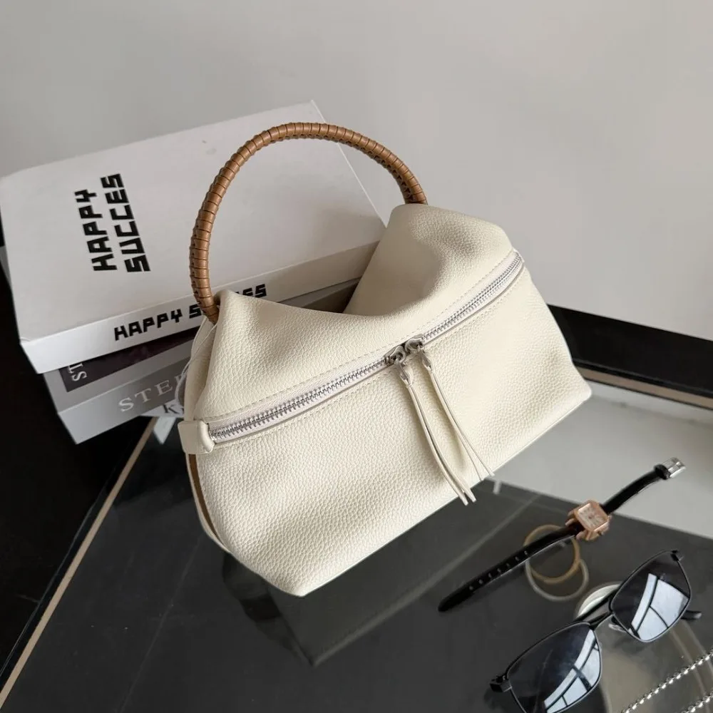 Lunch Box Bag Versatile Toast Single-shoulder Crossbody Simple Soft Leather CloudUniquely Stylish and Casual for Sophistication
