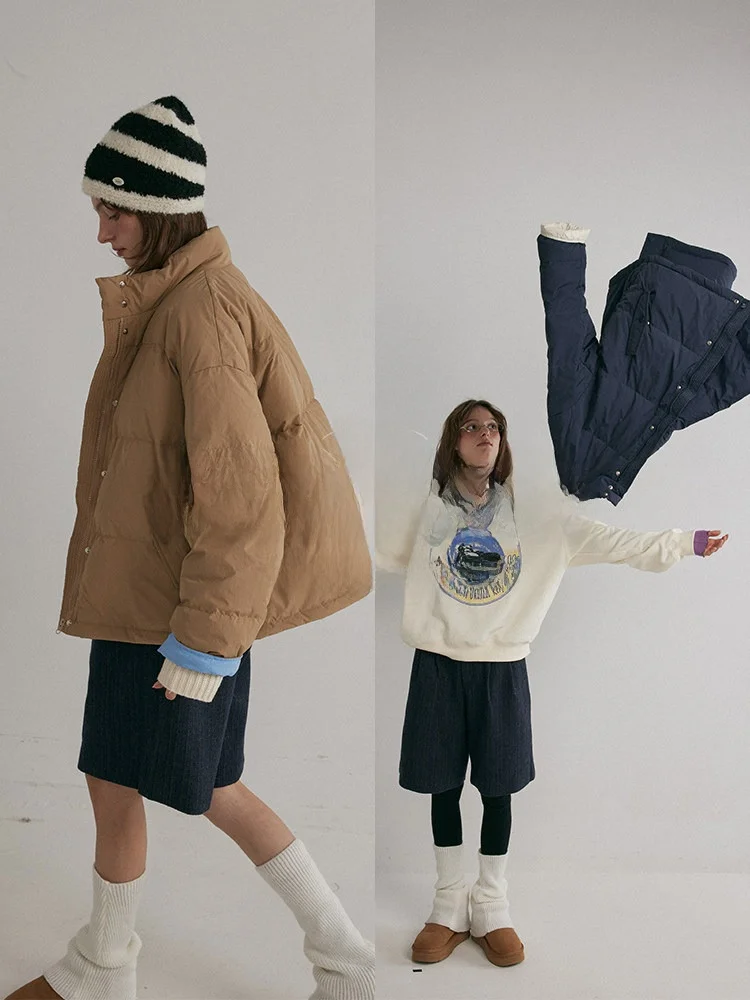 

Женская куртка-пуховик с 90% белым утиным пухом, воротником-стойкой, цветными блоками, эффектом пушистости, для повседневной носки, без капюшона, с длинными рукавами