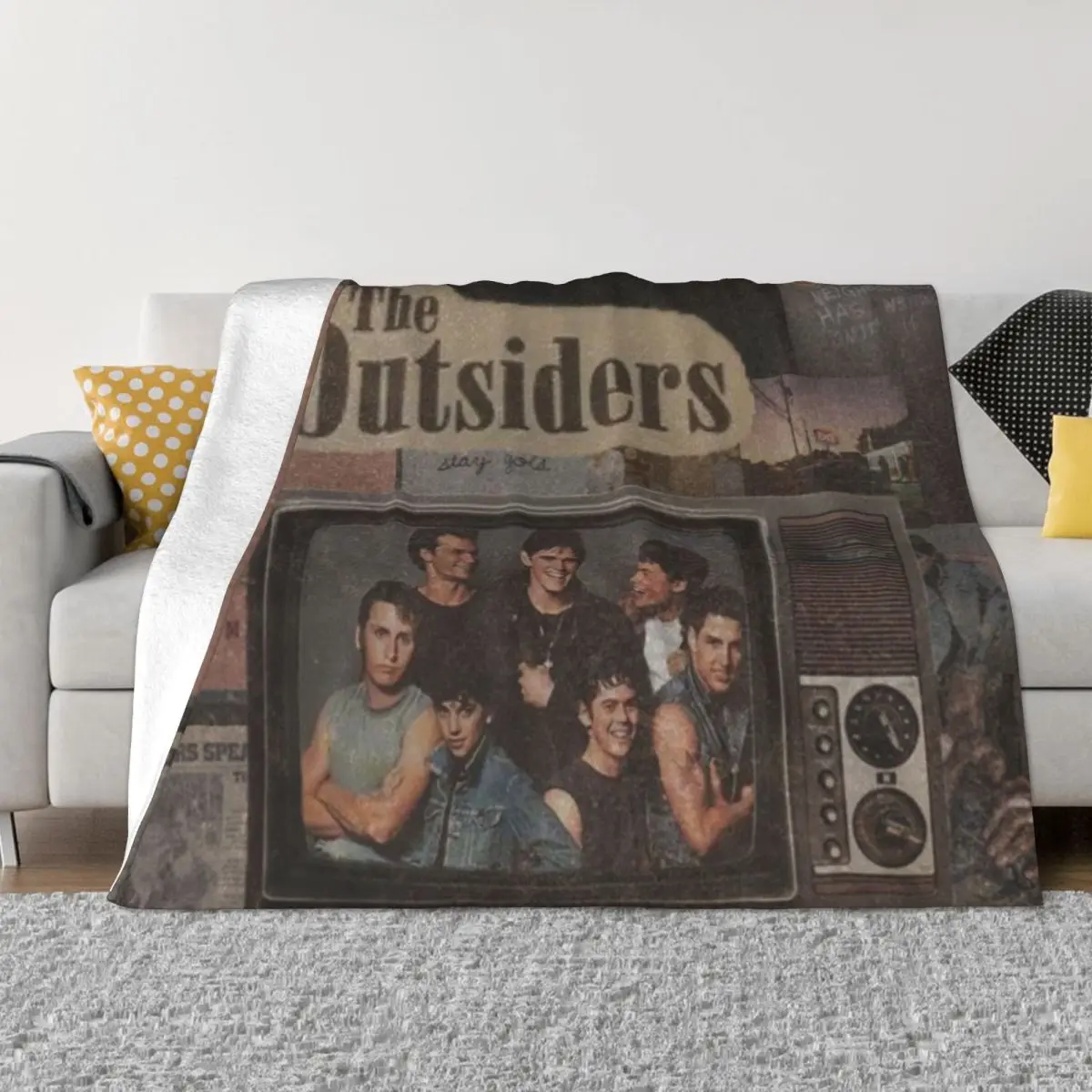 

The Outsiders 01370 Bedroom Bed Blankets Quilt For Bed Couple Blankets Thin Wadding Blanket Throw Blanket