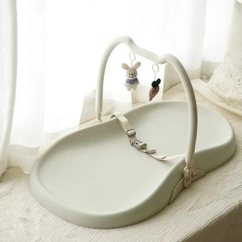 משטח החתלה סיליקון לשידת החתלה