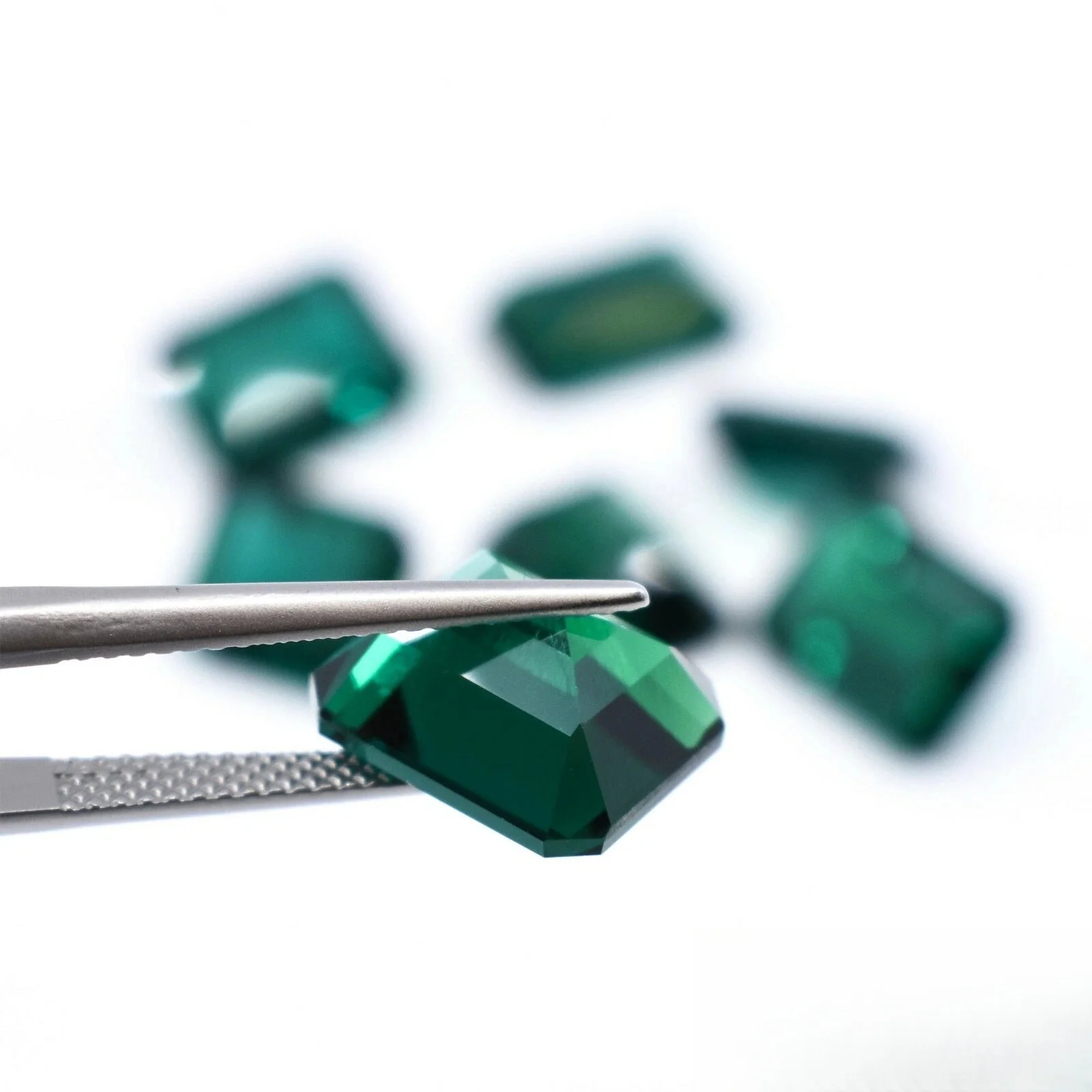 Lab Grown Zambian Emeralds 2x4~12x14mm Hydrothermal Hand Cutting Emerald Cut with Cracks Inclusions Inside Selectable For Ring