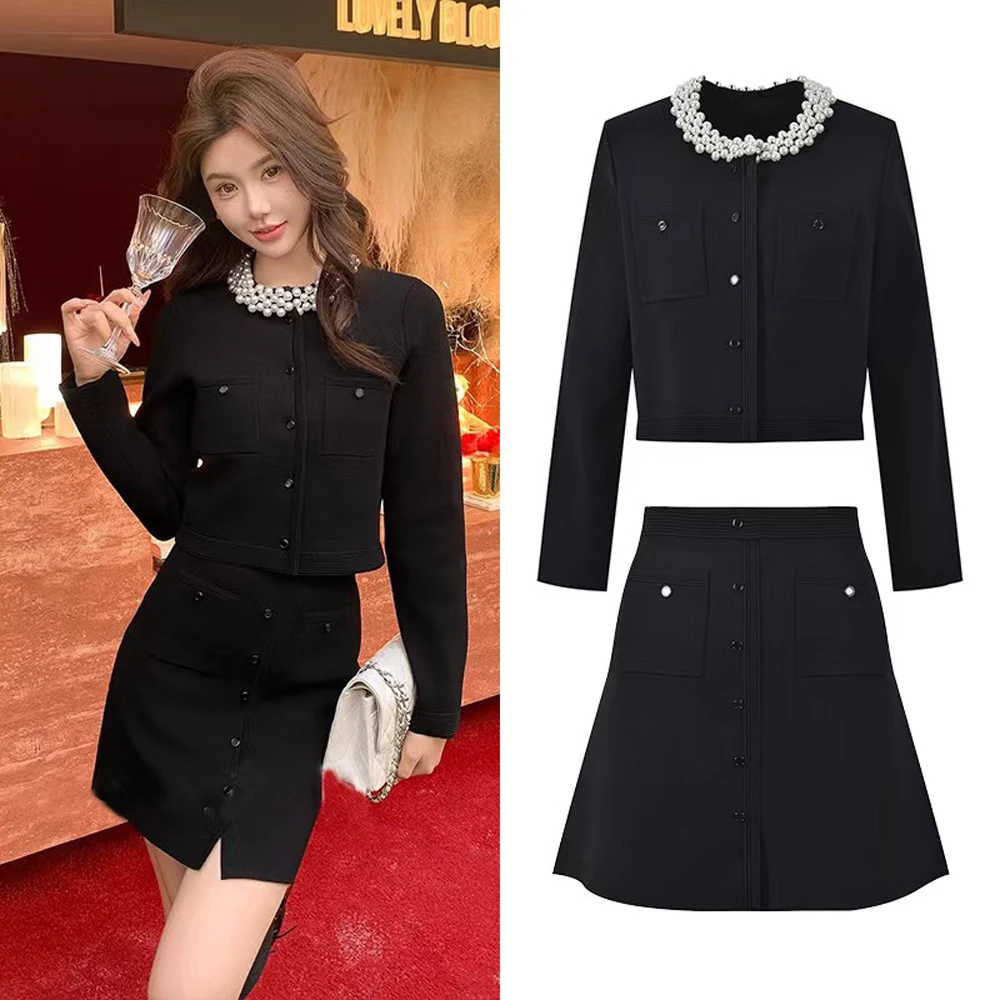 

2025 Spring New Heavy Pearl Round Neck Knitted Cardigan Coat + Half Skirt Small Fragrance Suit Female