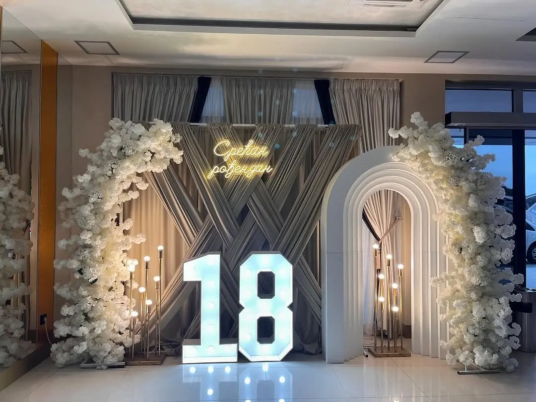 

FSDKX High Quality White 3D Pvc Arch Wall PVC Ripple Arch Stand Backdrop for Party Event Decoration
