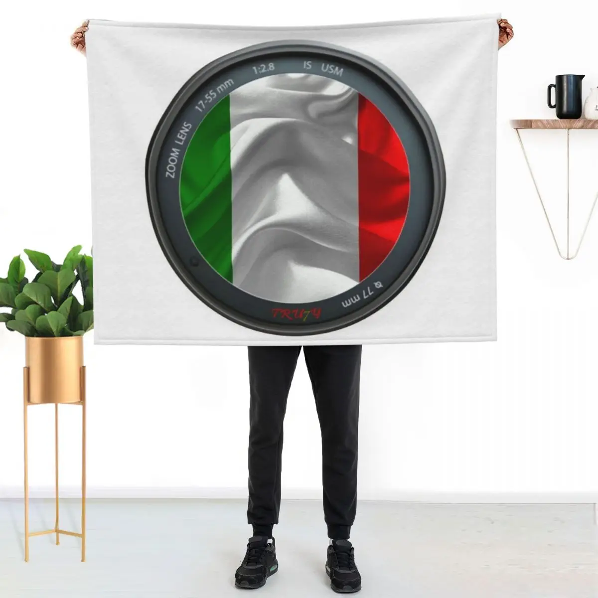 Italian Flag, Italy, in a Camera Lens Throw Blanket Beautifuls Kid'S Bed linens Luxury Throw Winter beds Bed Blankets