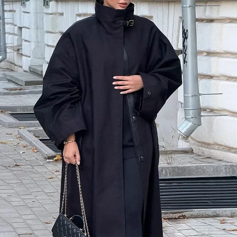 معطف نسائي جديد لخريف وشتاء 2026 باللون الأسود معطف واق من المطر بأكمام طويلة وياقة واقفة سترة واقية طويلة