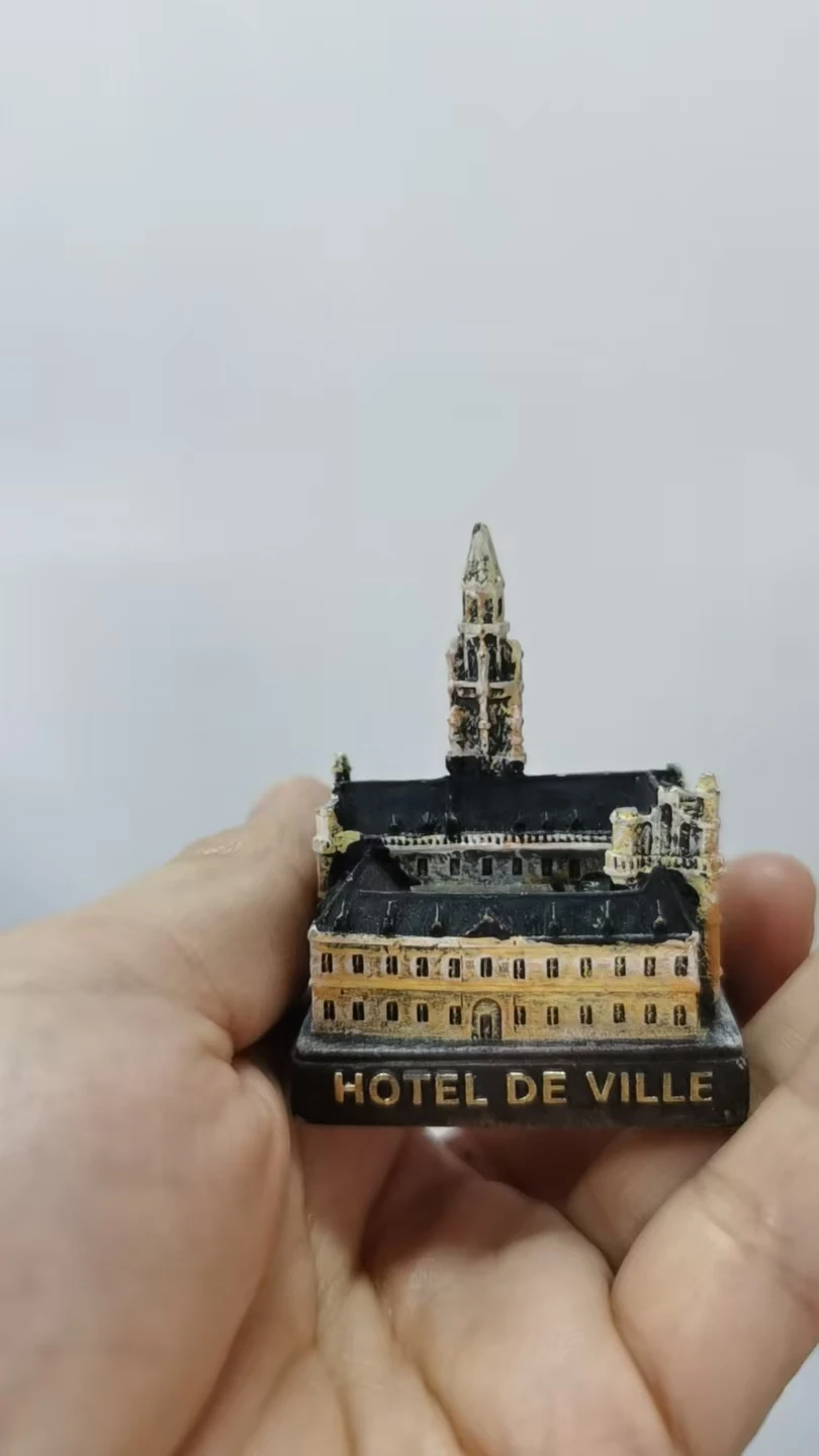 Resin figure mental psychological sand table game box court therapy building hotel de ville