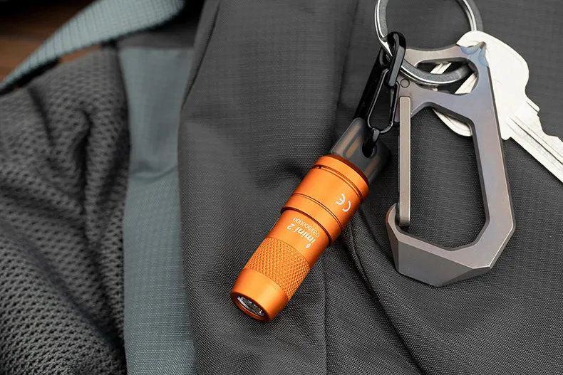 Integrated USB port rechargeable keychain flashlight mini 2 portable 50 lumens rechargeable keychain flashlight