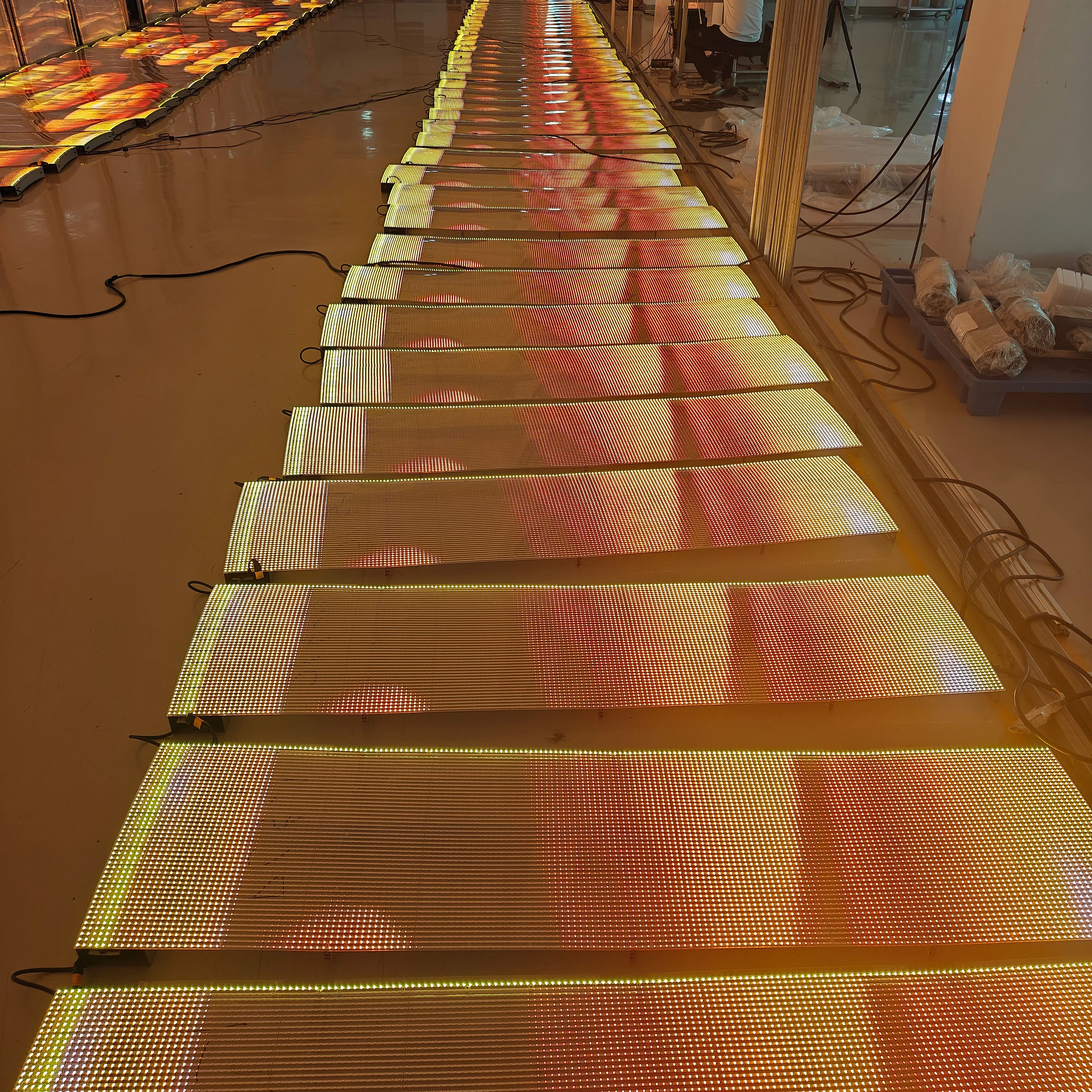Customizable Factory Cheap Price Customize High Quality Bendable Led Display Hot Sale Crystal Film Display