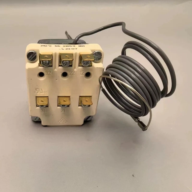 三相 292 度調整可能な自動リセット温度制御 55.34059.801