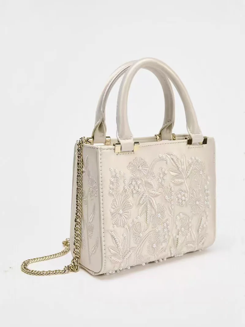 

High Quality Tote Bag Large Capacity Women's Handbag Lady Purse Shoulder Messenger Bag Fashion Floral Embroidery Square Bag