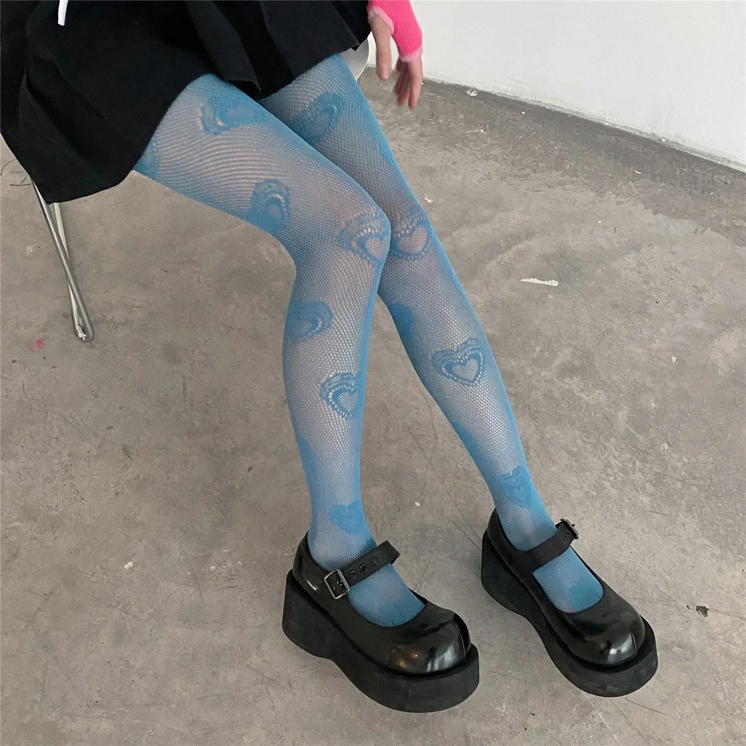 Sexy Lace Mesh Fishnet Stockings Women Tights Lingerie Hosiery High Waist Blue Pantyhoses Women Heart Hollow Out Pantyhose Tight
