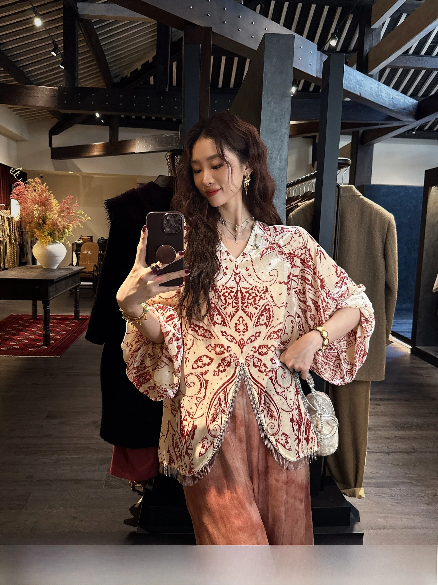 

Hanrted Velvet Blouse with Tassel Detail Bla Floral Print Ele Faionable Women's irt Commute Sle Loose Fit Lon...