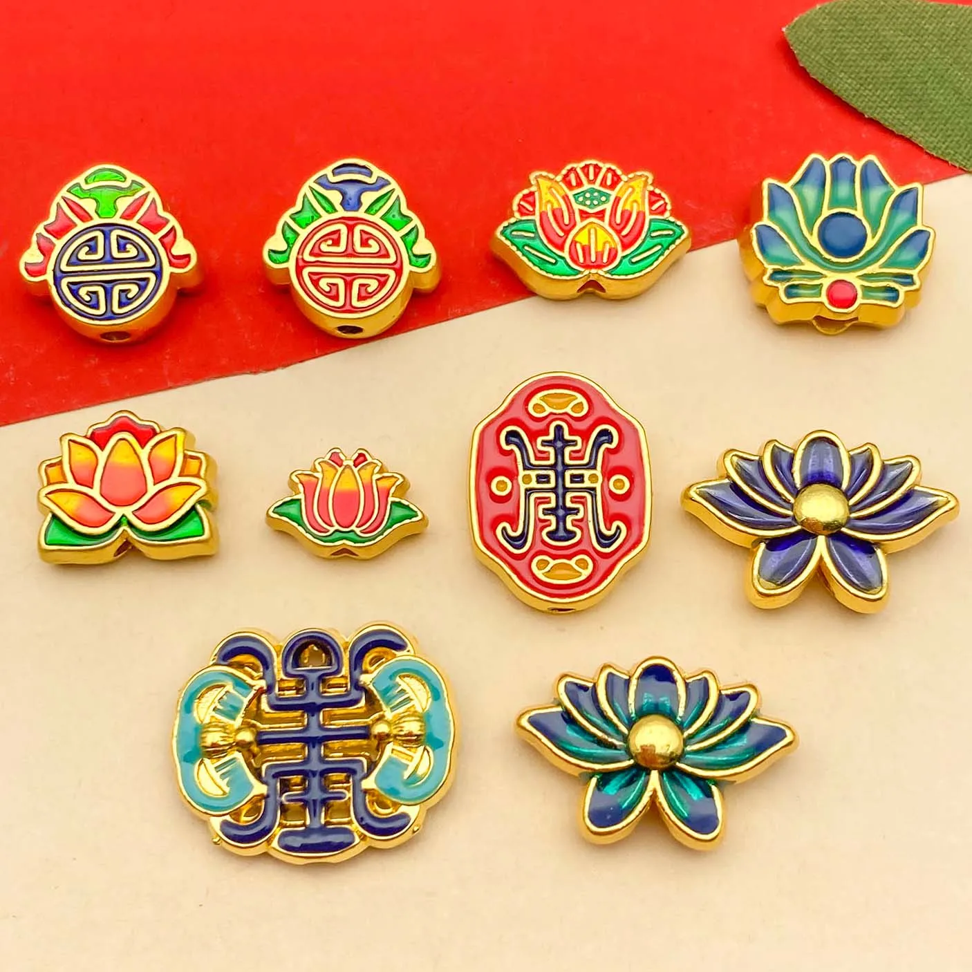 10pcs Alloy Oil Drop Enamel Lotus Interval Bead Accessories, DIY Necklace, Earring, Keychain Jewelry Making Fashion Accessories.