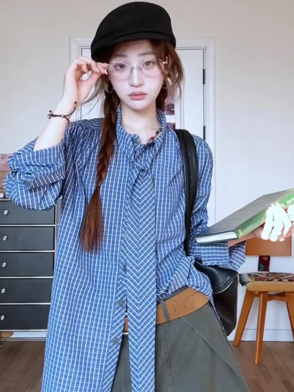 

Весна 2026: Модная клетчатая рубашка-поло для женщин, свободного кроя, в стиле ретро, из смесового хлопка и полиэстера, с длинным рукавом, на пуговицах