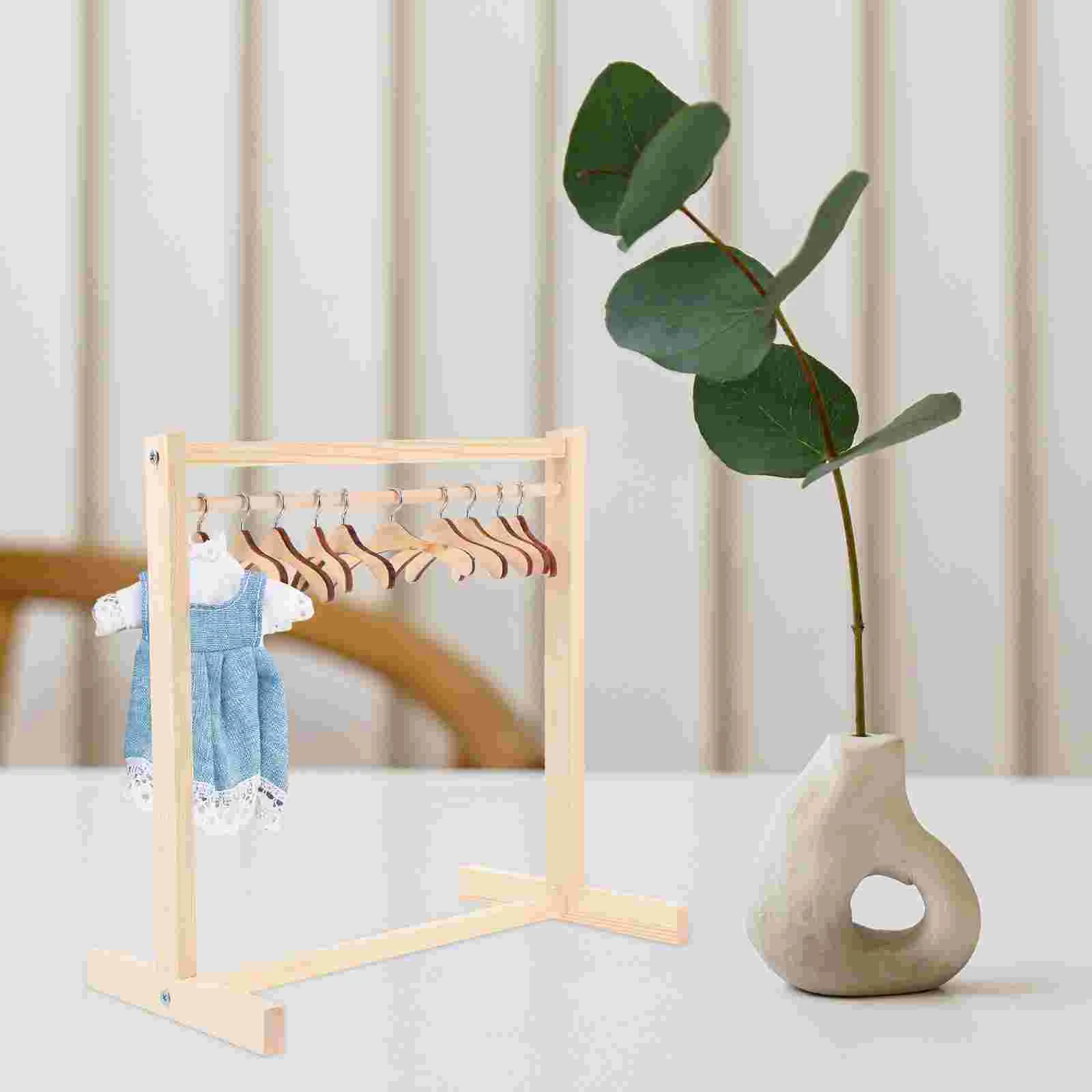 Meubilair Miniatuur Poppenhuis Hanger Kinderkostuumrek Houten Jurk Speelgoedkamer Jas Hangende kinderhangers