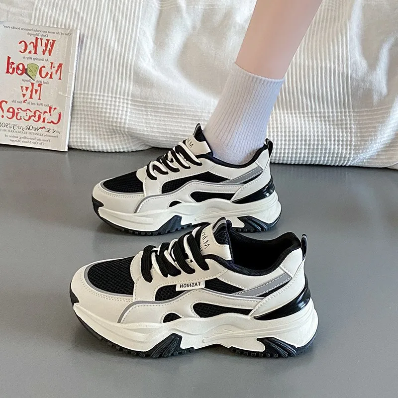 Thick Bottom Old Man Shoes Women's 2024 Spring New Sports Shoes Versatile Casual Mesh Explosive Trendy Ins Flats Shoes