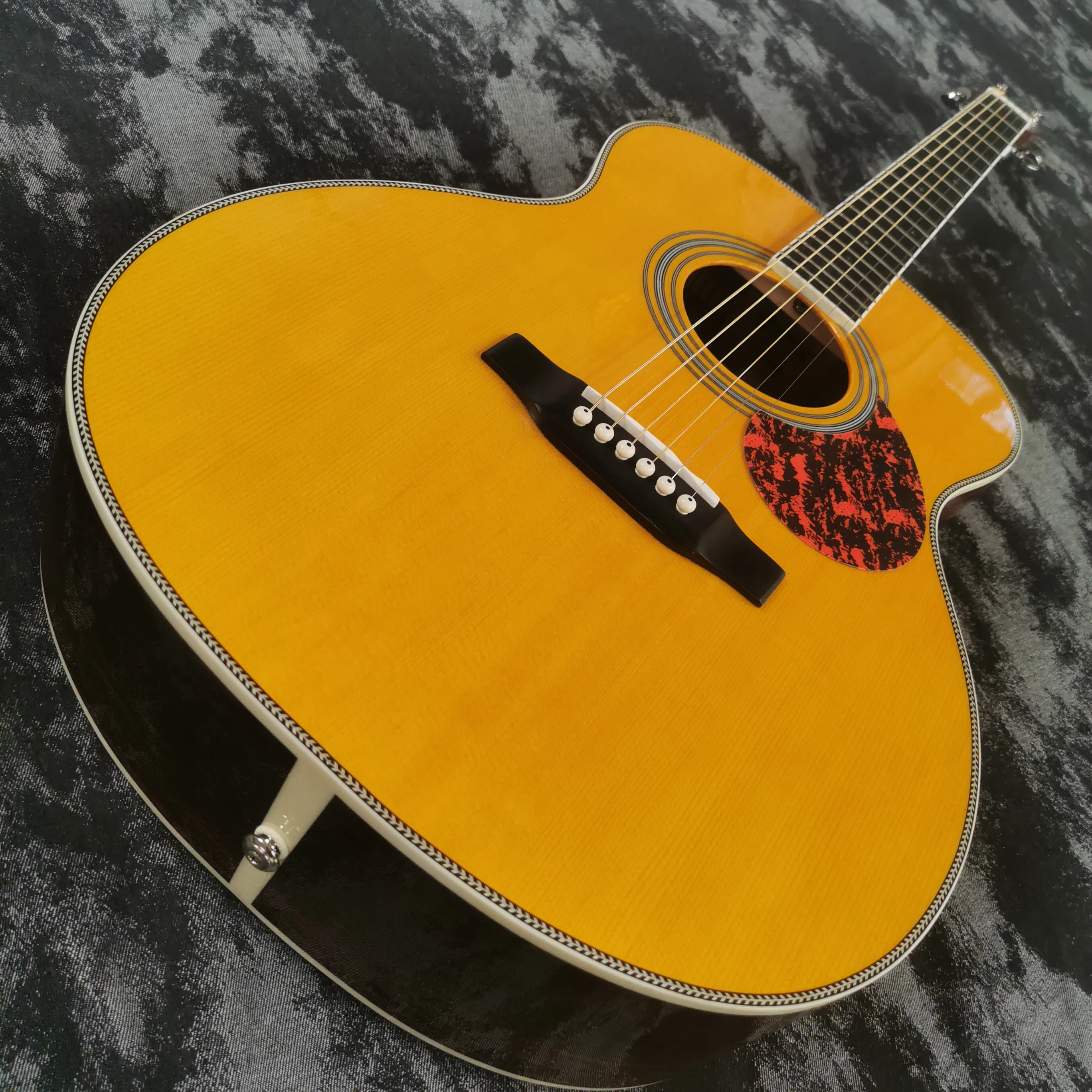 40 inch OM28 series spruce solid wood polished yellow glossy acoustic wood guitar