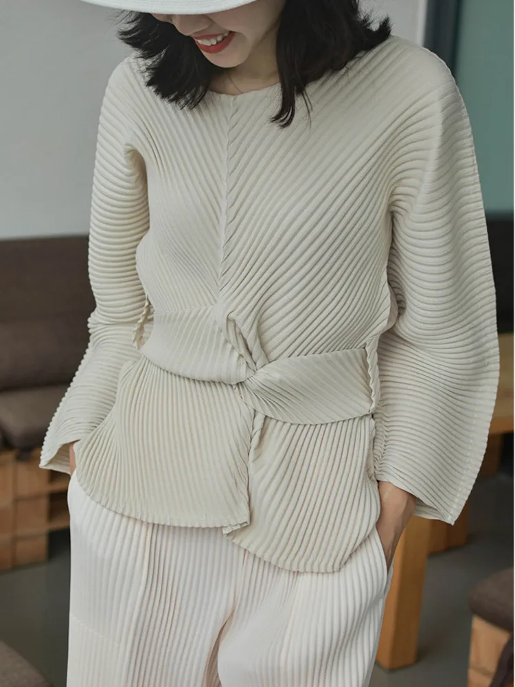 LANMREM Women Round Neck Bandage Waist Pleated T Shirt Loose Long Sleeves Solid Shirts Female Outwear Top 2024 Spring 2R4778