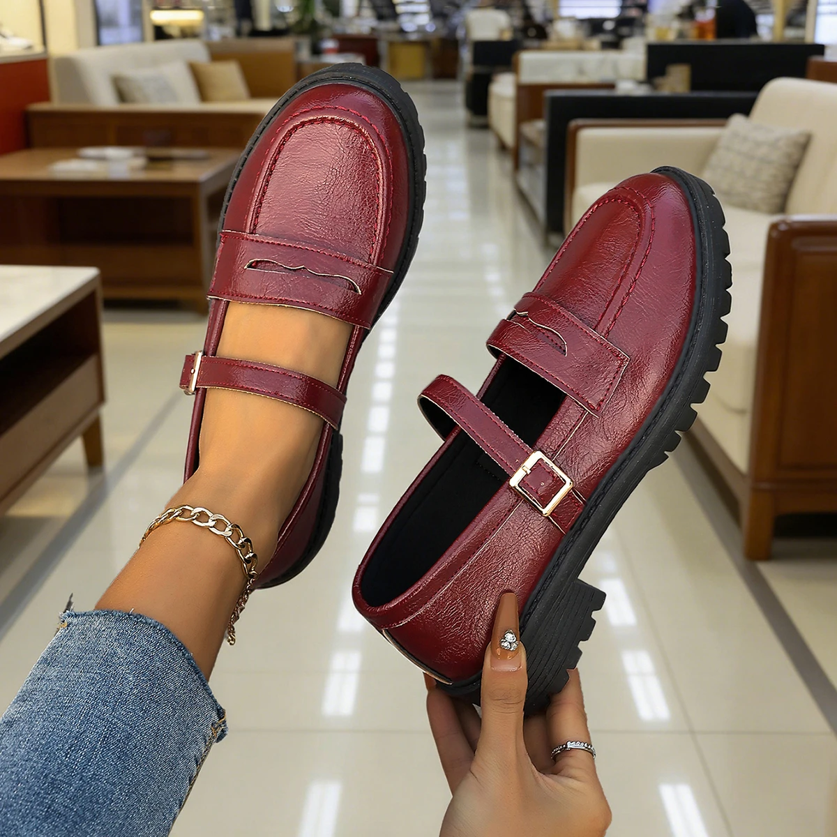 Women Loafers Retro Oxford Shoes Slip-On Chunky Heel Thick Bottom Rubber Sole Shoes Women Round Toe Daily Wear Sneakers Women