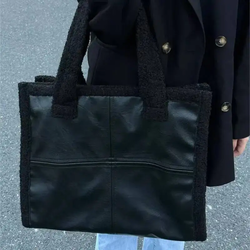 Retro Panel Faux Shearling Tote Women Plush Leather Large Capacity Shoulder Bags Ladies 2025 New Autumn Winter Crossbody Bag