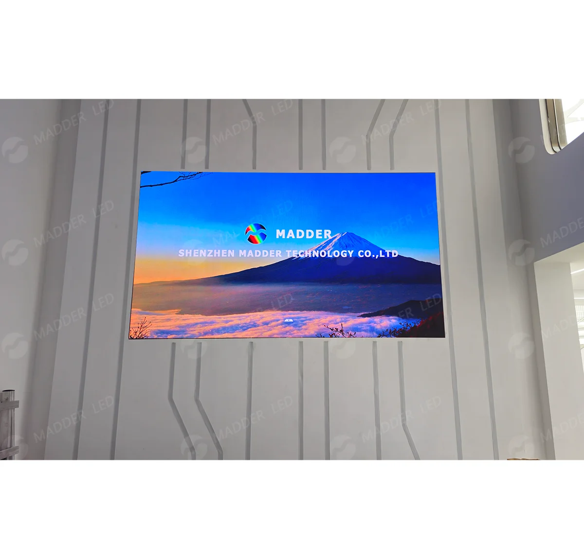 P1.86 Full Color SMD LED Module Table Sticker Screen for Indoor Advertising