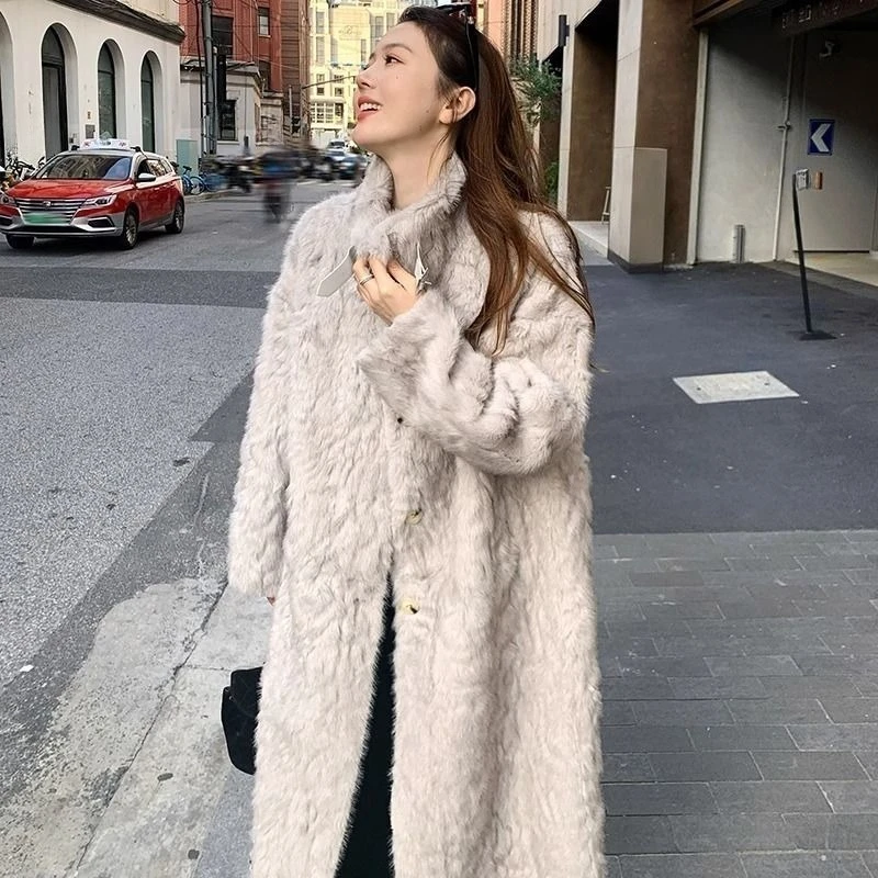 معطف نسائي شتوي جديد لعام 2025 بياقة مدورة طويلة من فرو صناعي سميك صديق للبيئة أنيق ودافئ #3