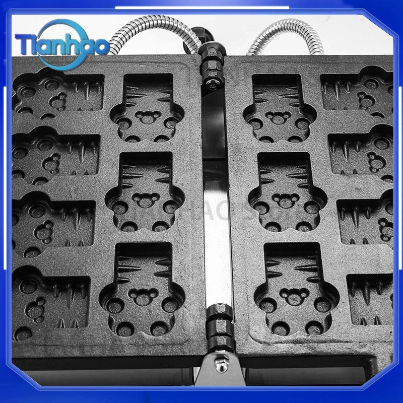 7pcs Cat Claw Waffle Machine for 1800W Cute Animal Paw Shaped Waffle Maker 110V 220V Cartoon Pancake Pan