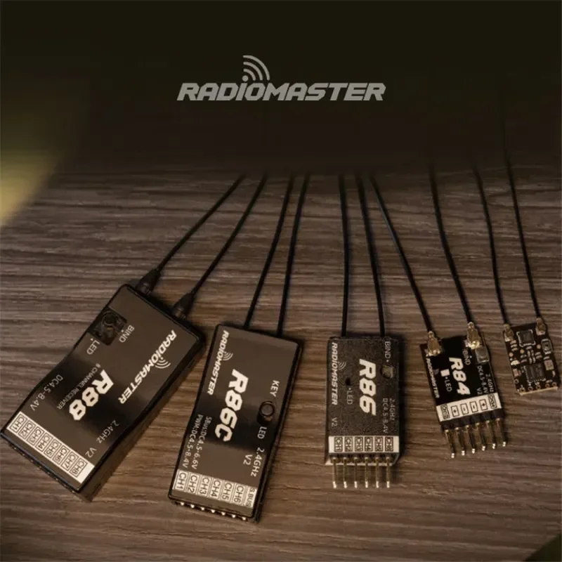 

Radiomaster 2.4G Receiver - R81 / R84 / R86C / R88 V2
