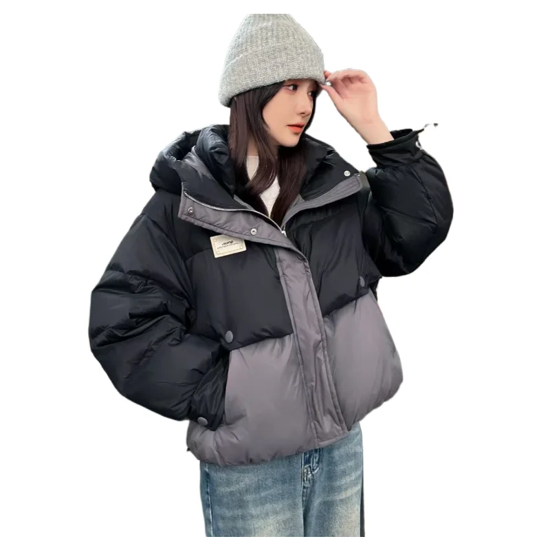 Jaqueta curta feminina - moda cor-bloqueando 2025 novo estilo com capuz engrossado casaco quente grande - na moda