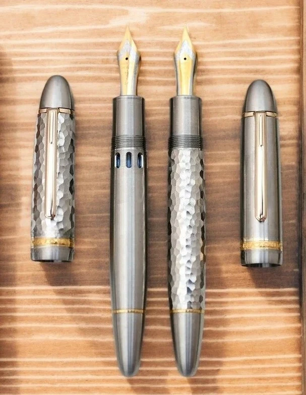 New Limited MAJOHN Ti-141 Large Piston Filling Fountain Pen 40# No.8 F Size Nib Hammered Titanium Design Writing Ink Pen Gift