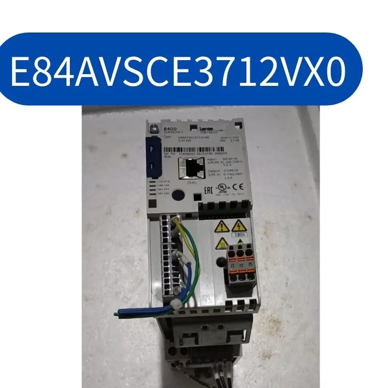 

E84AVSCE3712VX0 инвертор 0.37KW б/у тест ОК