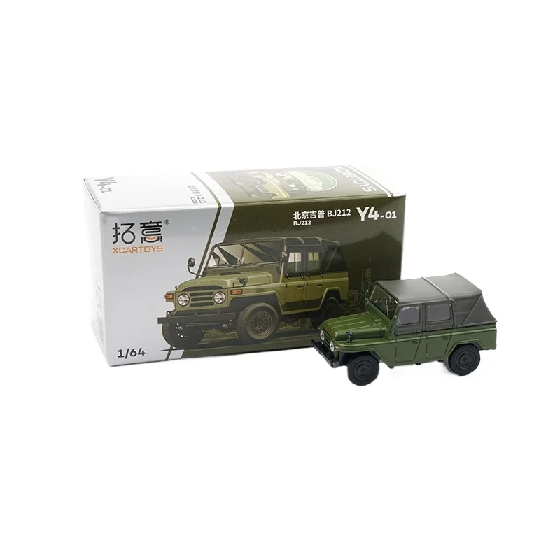 

Модель автомобиля на радиоуправлении Xcartoys 1/64, литая под давлением, Пекин 212, зеленая