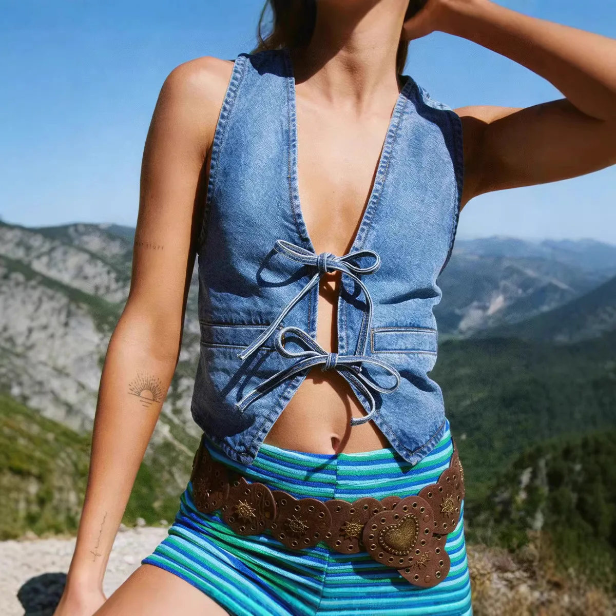 Denim Tops Women Vests Top Coats V Neck Sleeveless Sexy Vest Y2k Streetwear Lace Up Tight Waist Elegant Work Slim Fit 2026