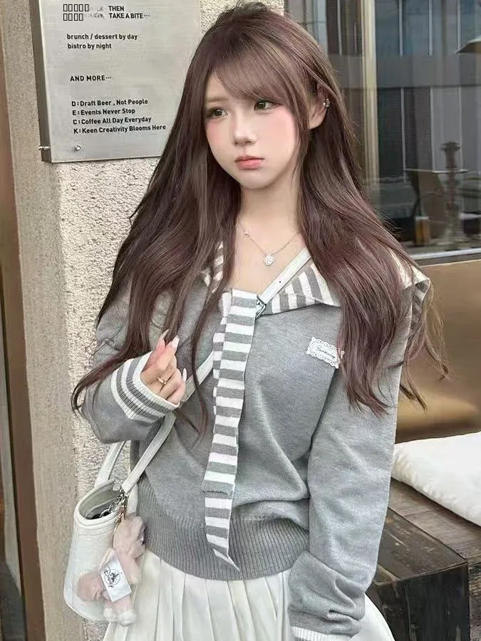 

Милый молодежный темно-синий длинный вязаный свитер с воротником све, женский осенний новый нежный ленивый топ в полоску с узором для поездок на работу