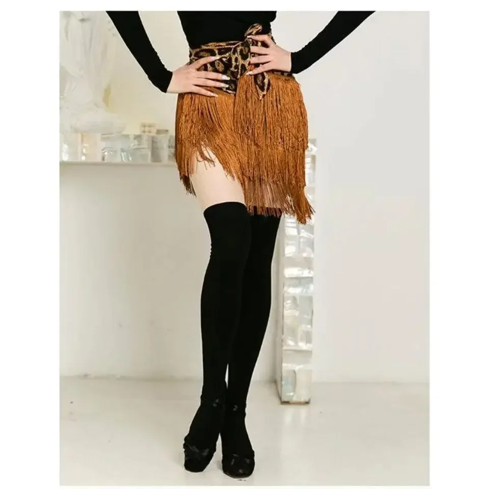 Spódnica do tańca latynoamerykańskiego Leopard Print dla kobiet Glitter Twinkle Fringe Wrap Skirt for Satge Performance Ballroom Costume Rave Party