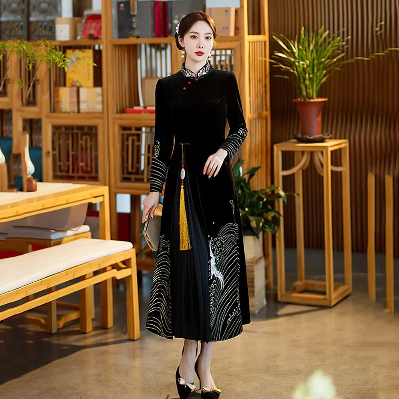 

Spring Autumn Old Shanghai National Style Chinese Improved Long Cheongsam 2025 New Women's Retro Long Sleeve Daily Dress
