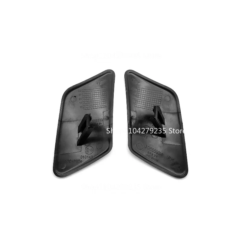 

1 Pair 39876478 39876479 Is Suitable for C30 Front Headlight Spray Cover