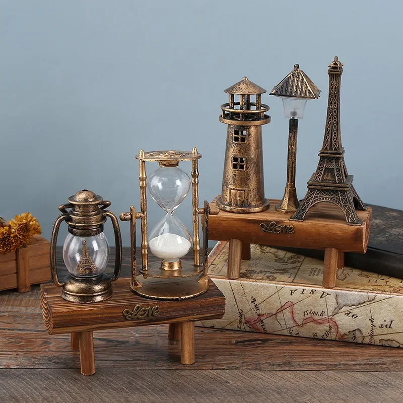 Creative Gifts Retro Eiffel Tower Hourglass Decoration Ornament on Desktop Simple Modern Home Study Wooden Pendulum Sand Timer
