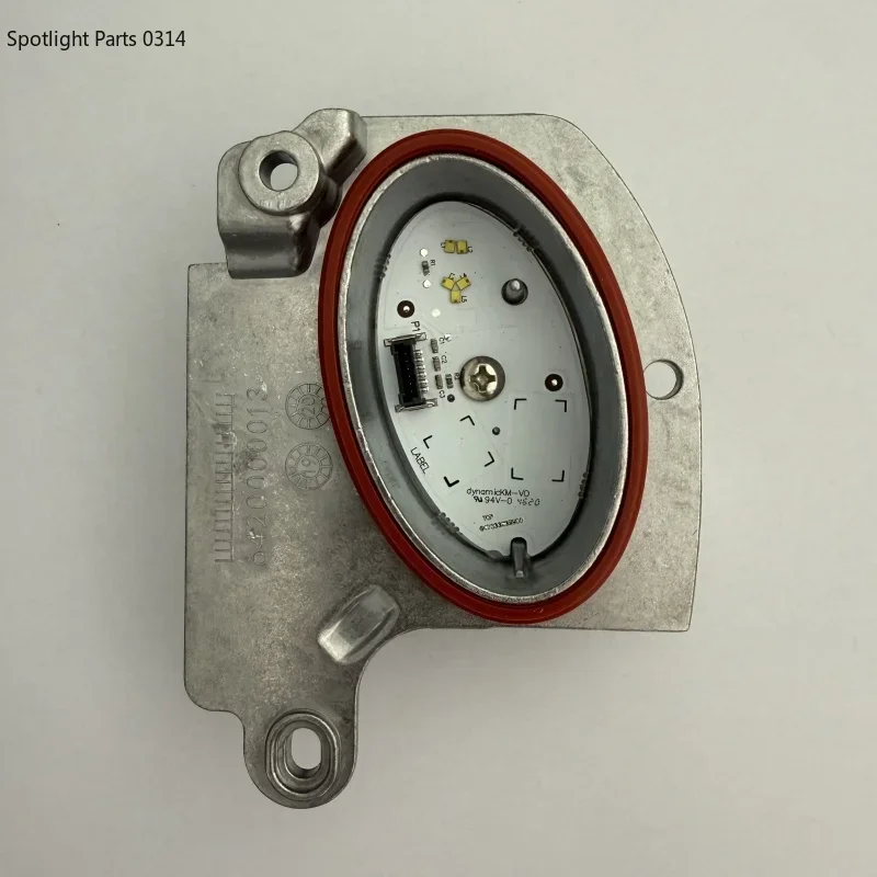 

Suitable for 2021-2024 Jeep Compass headlight LED angel eye module daytime running light computer ballast 6420000013 6420000014