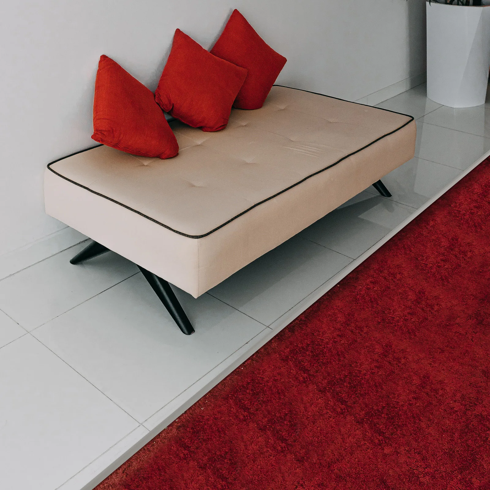 شريط انتقال أرضي مقاوم للماء 2 متر لتقوم بها بنفسك واقي حافة PVC قابل للتعديل للبلاط والسجاد والسلالم والفنادق والمنازل والمكاتب