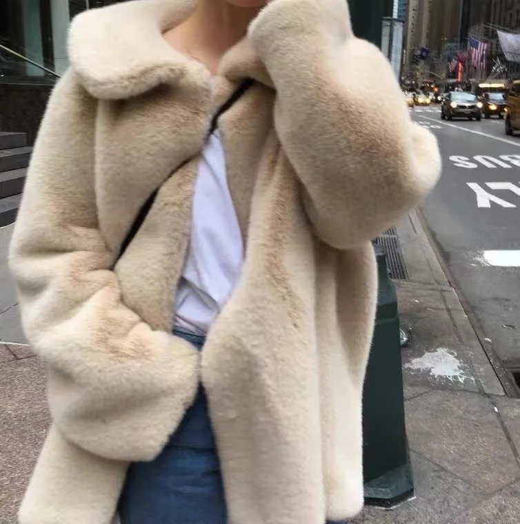 Manteaux léopard en fausse fourrure pour femmes, en velours côtelé rabattu, pour mères de travail, lettres de Style britannique, cristal pelucheux, vêtements à capuche de pilote Maillard OL