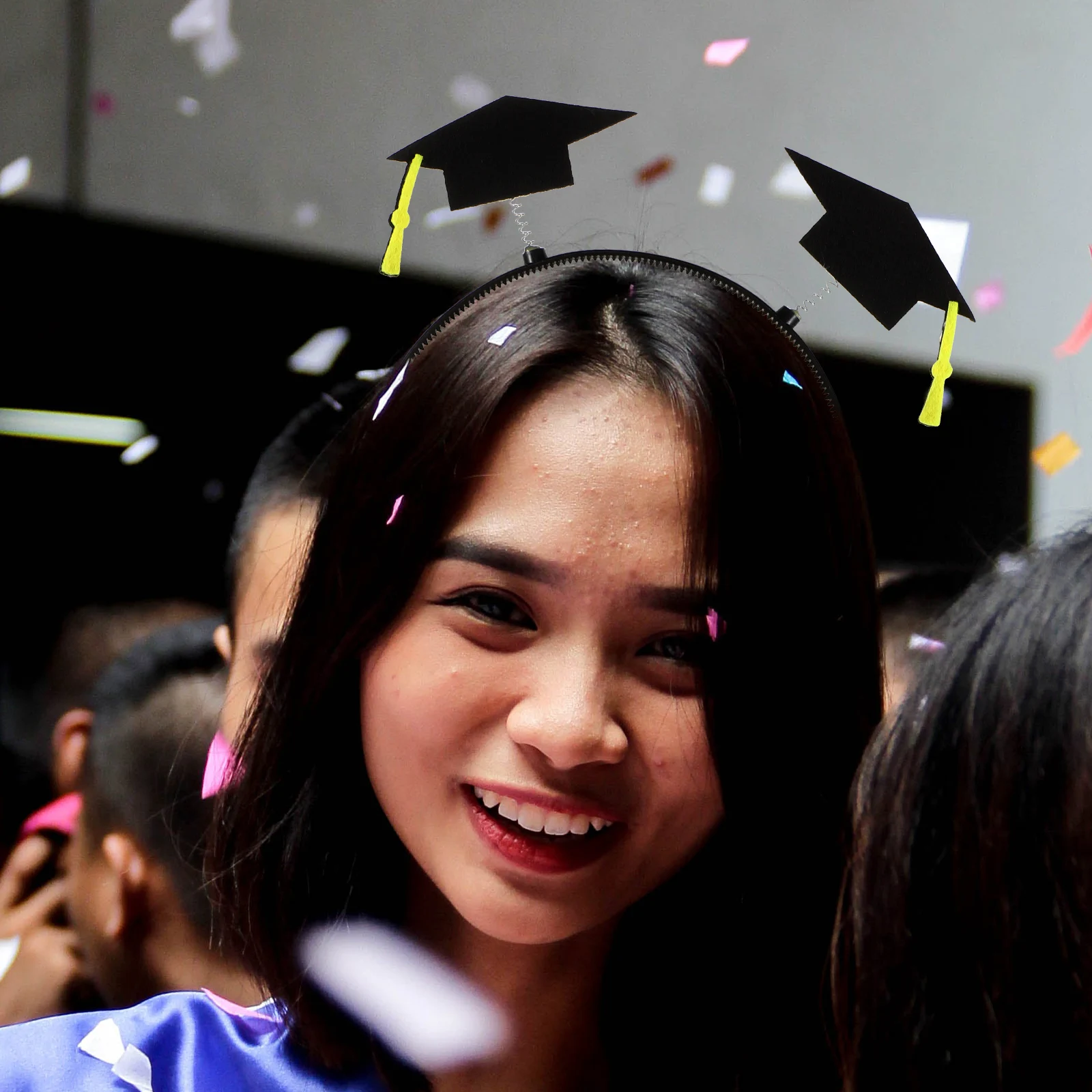 

2pcs Graduation Cap Headband Mini Lightweight Photo Props Preschool Decoration Party Hats Hair Supplies Bachelor Cap