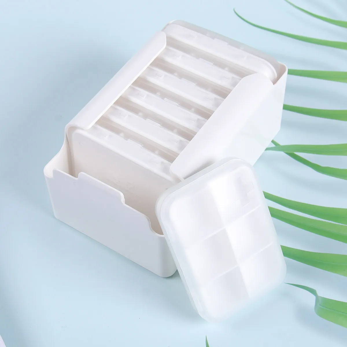 1Set Travel Pill Box Portable 7 Layers 42 Compartments Dustproof Medicine Storage Case Organizer Removable Boxes for Daily Use