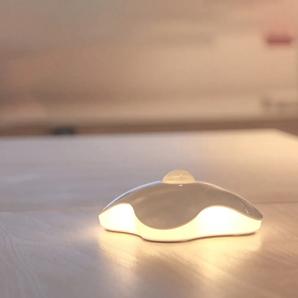 Four-Leaf Clover LED Sensor Night Light Battery Operated Induction Light for Stairs Bookshelves Car Trunk Closet Wardrobe