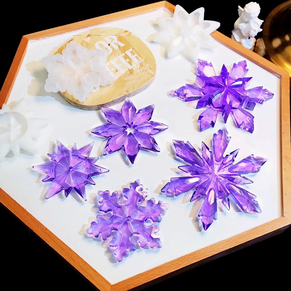 

Crystal Epoxy Resin Mold Ornaments Snowflake Shape Resin Mold Christmas Tree Pendant Silicone Molds for Jewelry Making Mold