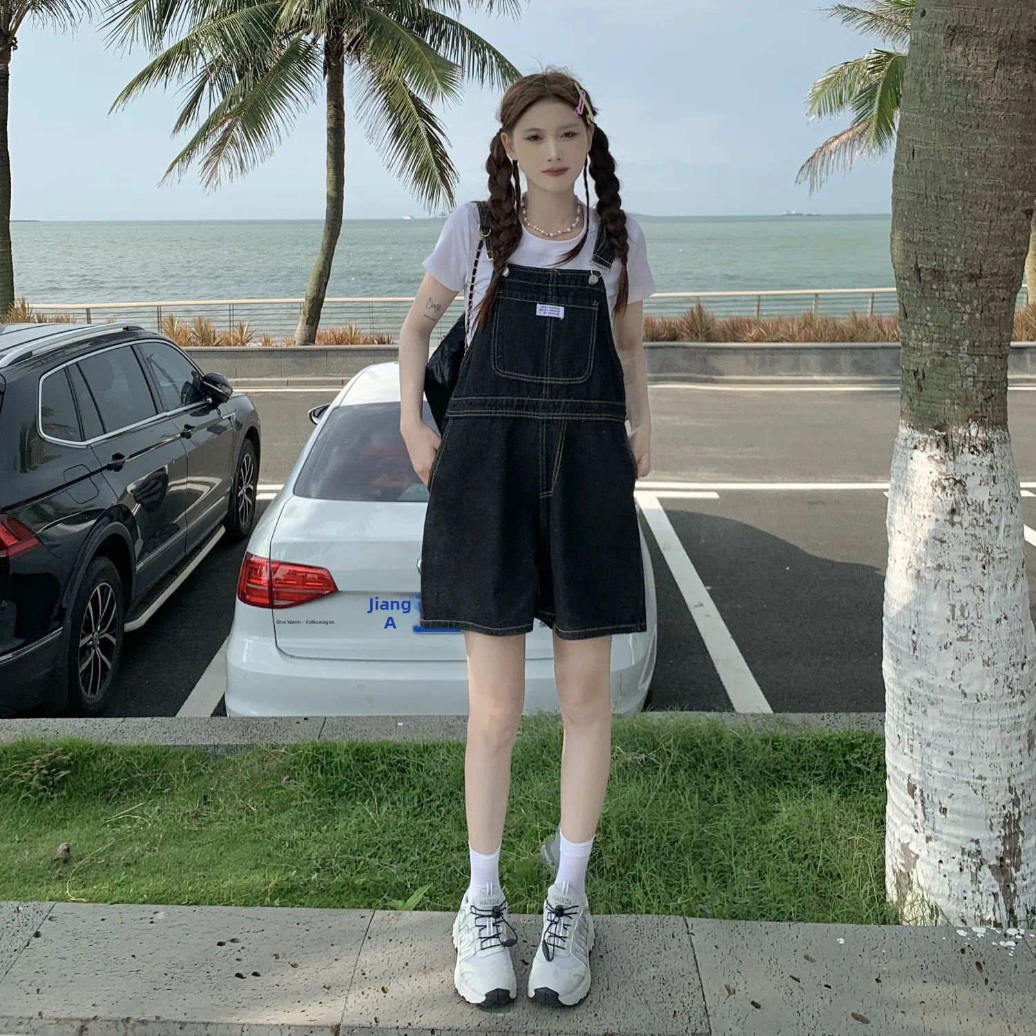 

Женский джинсовый комбинезон для похудения, летний 2024, тонкий, больших размеров, модные короткие брюки, синие джинсы с высокой талией, цельный комбинезон